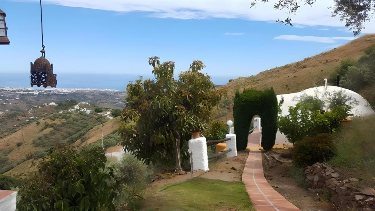 פריחיליאנה Hotel Rural Los Caracoles מראה חיצוני תמונה