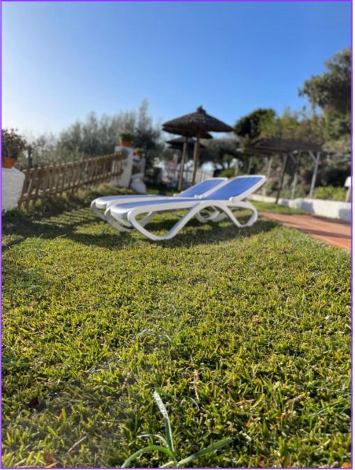 פריחיליאנה Hotel Rural Los Caracoles מראה חיצוני תמונה