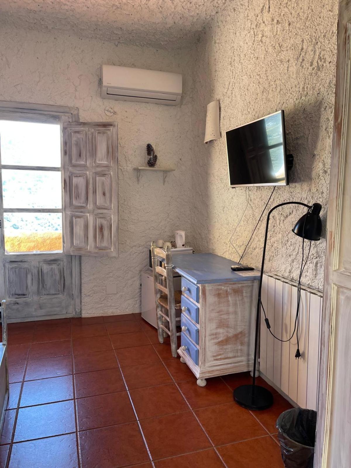 פריחיליאנה Hotel Rural Los Caracoles מראה חיצוני תמונה