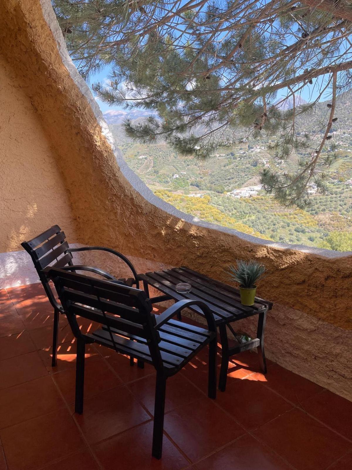 פריחיליאנה Hotel Rural Los Caracoles מראה חיצוני תמונה
